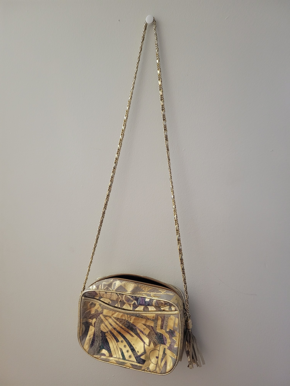 Vintage 90s Metallic Gold Patterned Crossbody Bag with Tassel